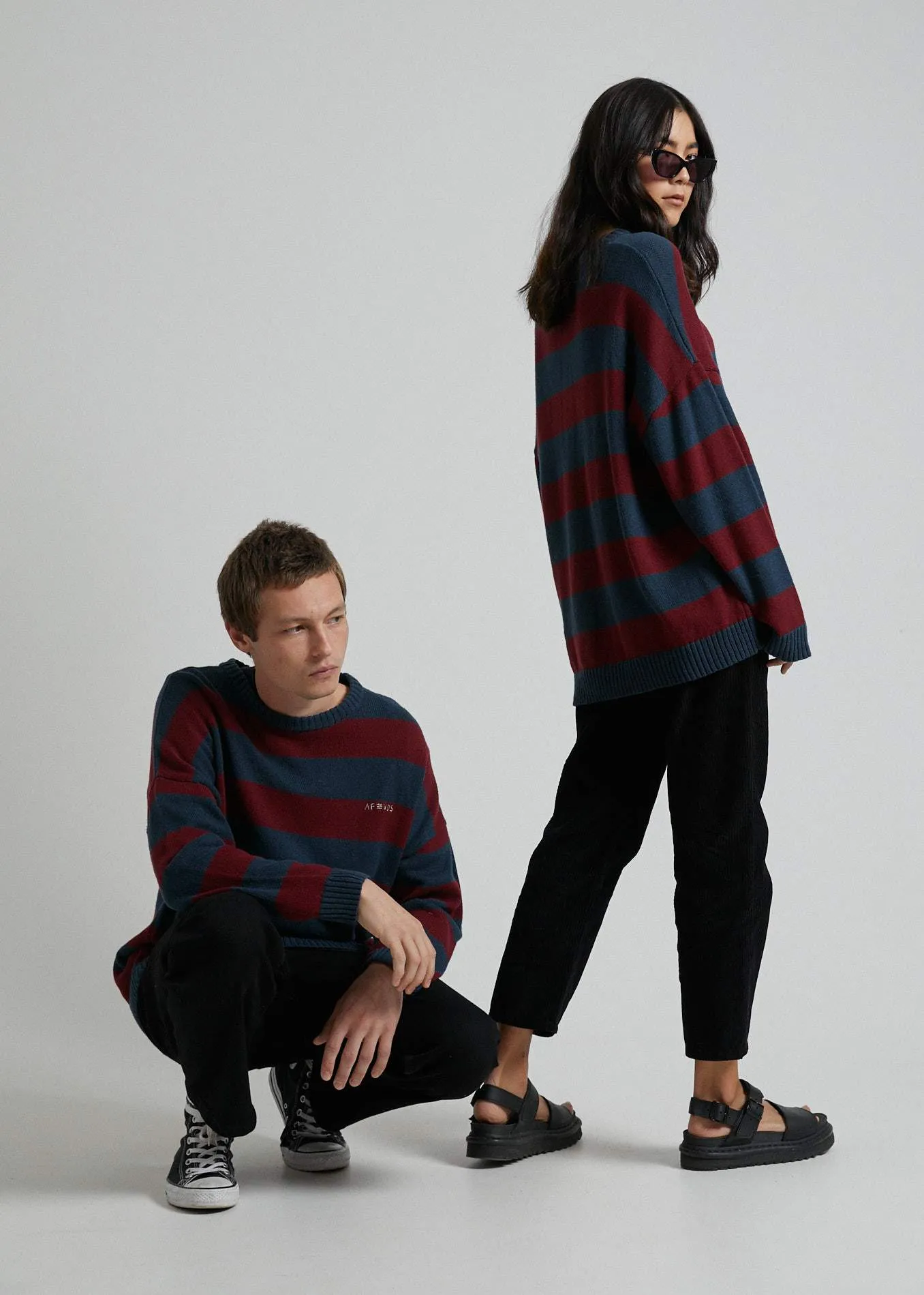 Afends Mens In Bloom - Knitted Crew Neck - Midnight