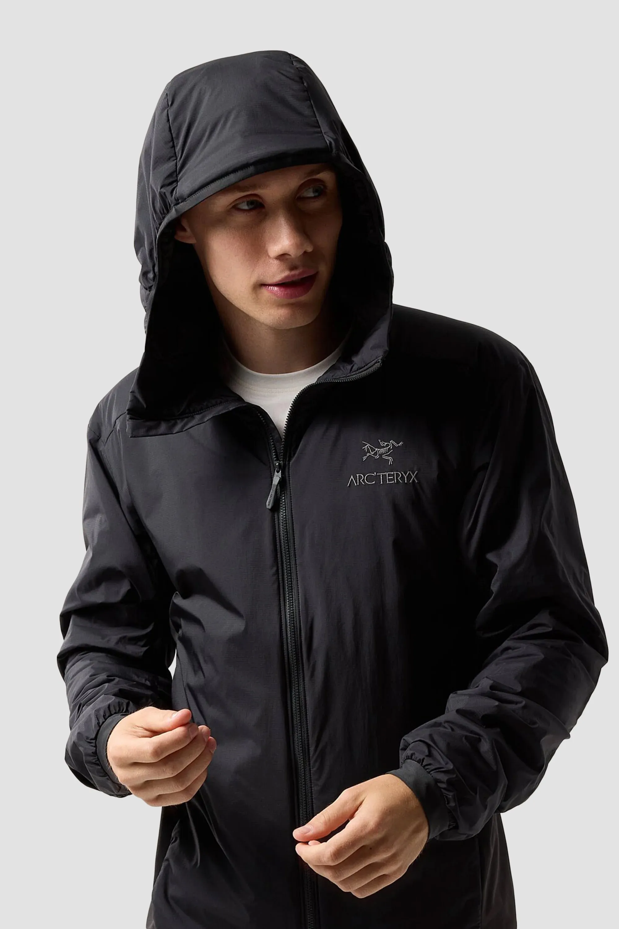 Arc'teryx Men's Atom Hoody in Black