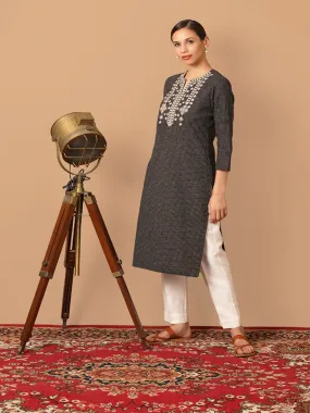 Chequered Pattern Straight-Fit Kurta With Mirror Work