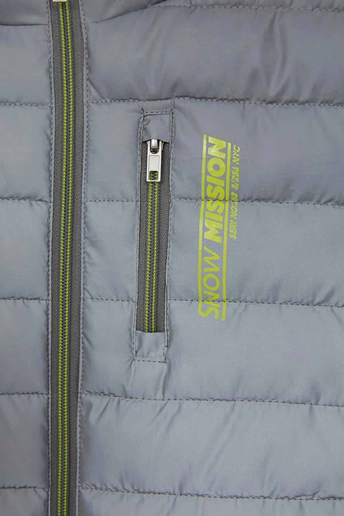 Defacto Boy's Grey Hooded Fleece Lined Reflective Fabric Puffer Coat