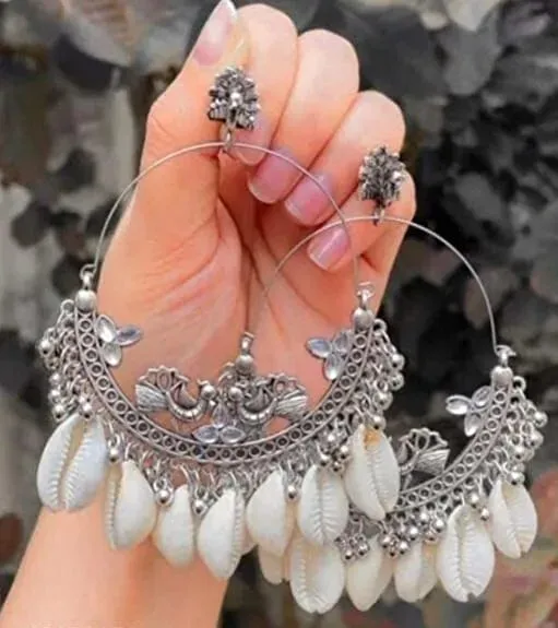 Fashionable Princess Charming Alloy Chandbali Earring