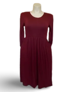 Gathered Waist Pocketed Midi Dress in Burgundy