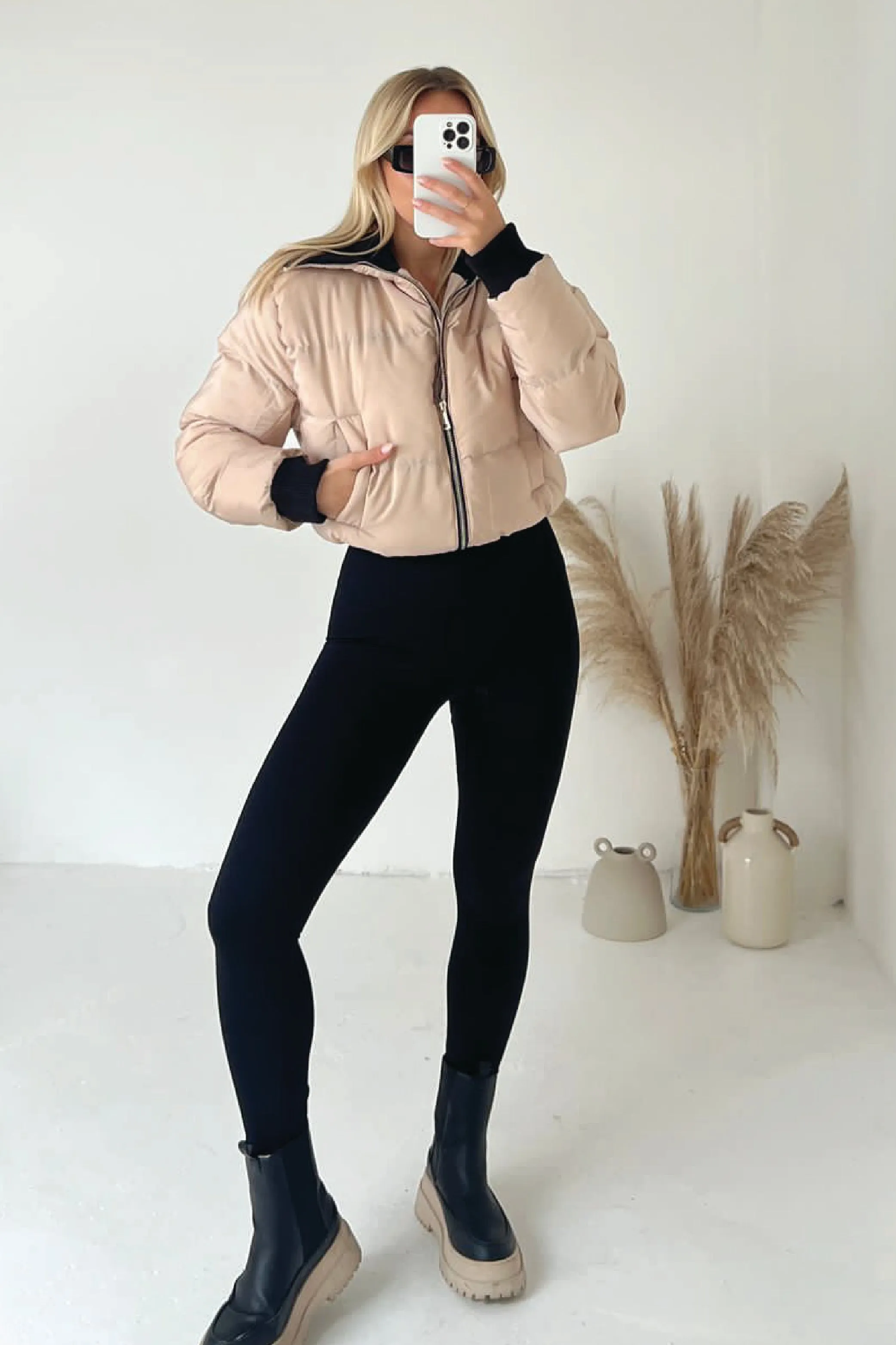 Kelsey beige cropped puffer