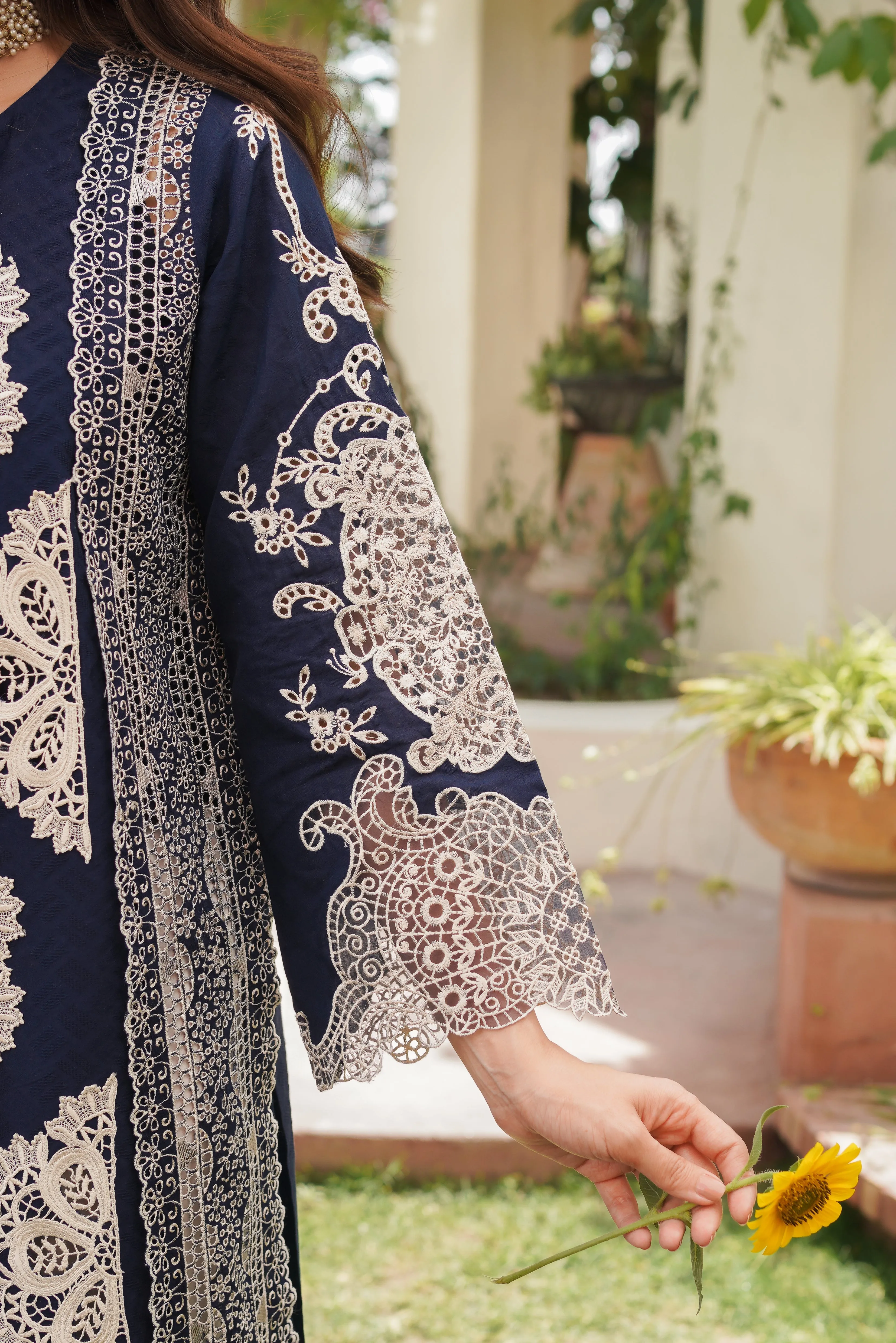 Manara by Maria Asif Baig Luxury Lawn – Sapphire