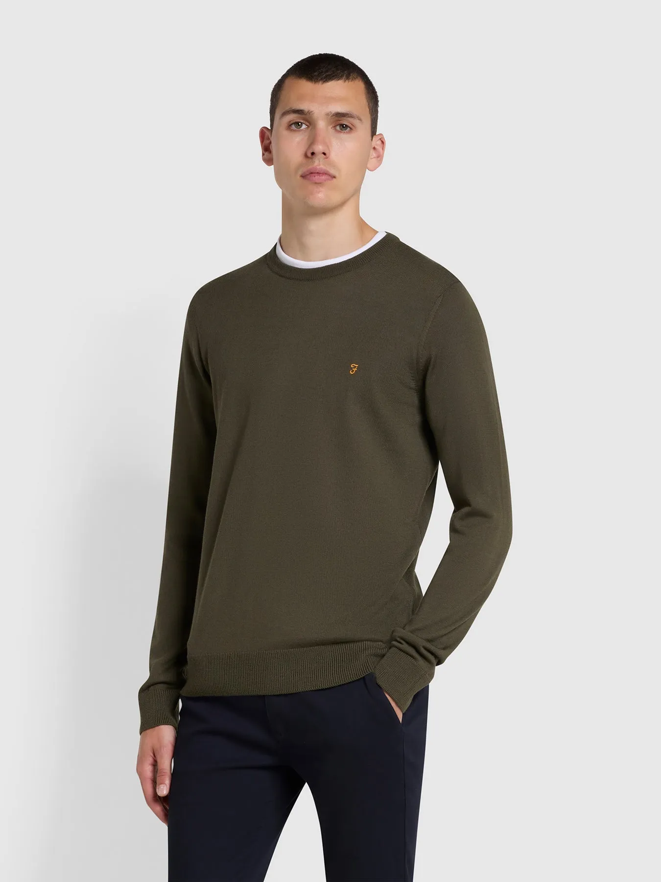 Mullen Slim Fit Merino Wool Crew Neck Jumper In Evergreen