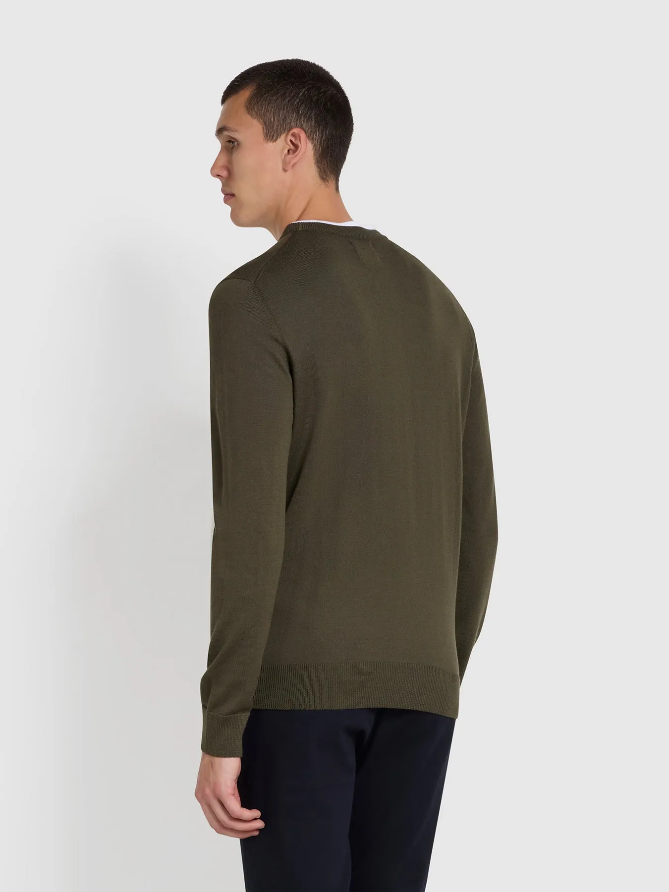 Mullen Slim Fit Merino Wool Crew Neck Jumper In Evergreen