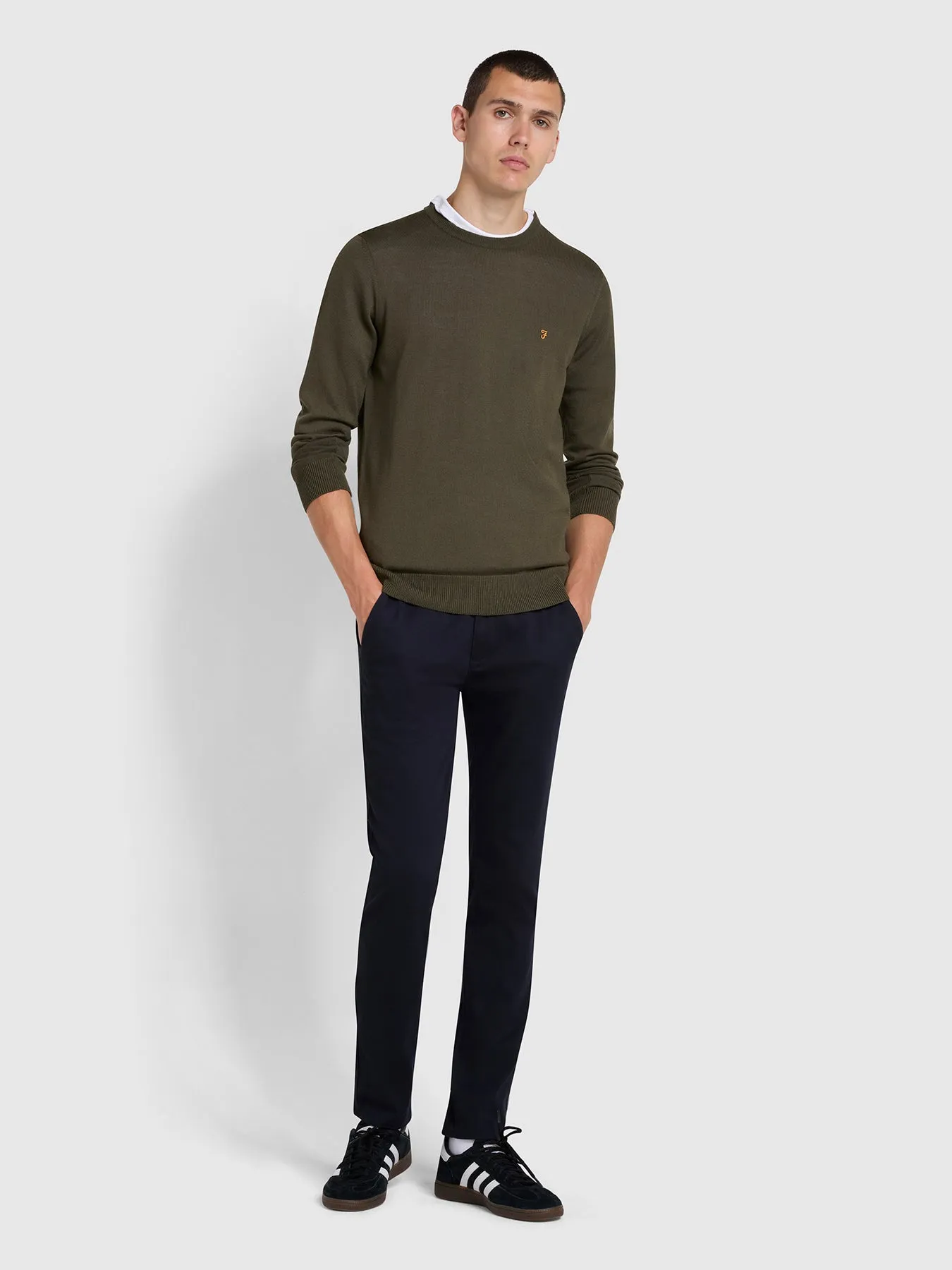 Mullen Slim Fit Merino Wool Crew Neck Jumper In Evergreen