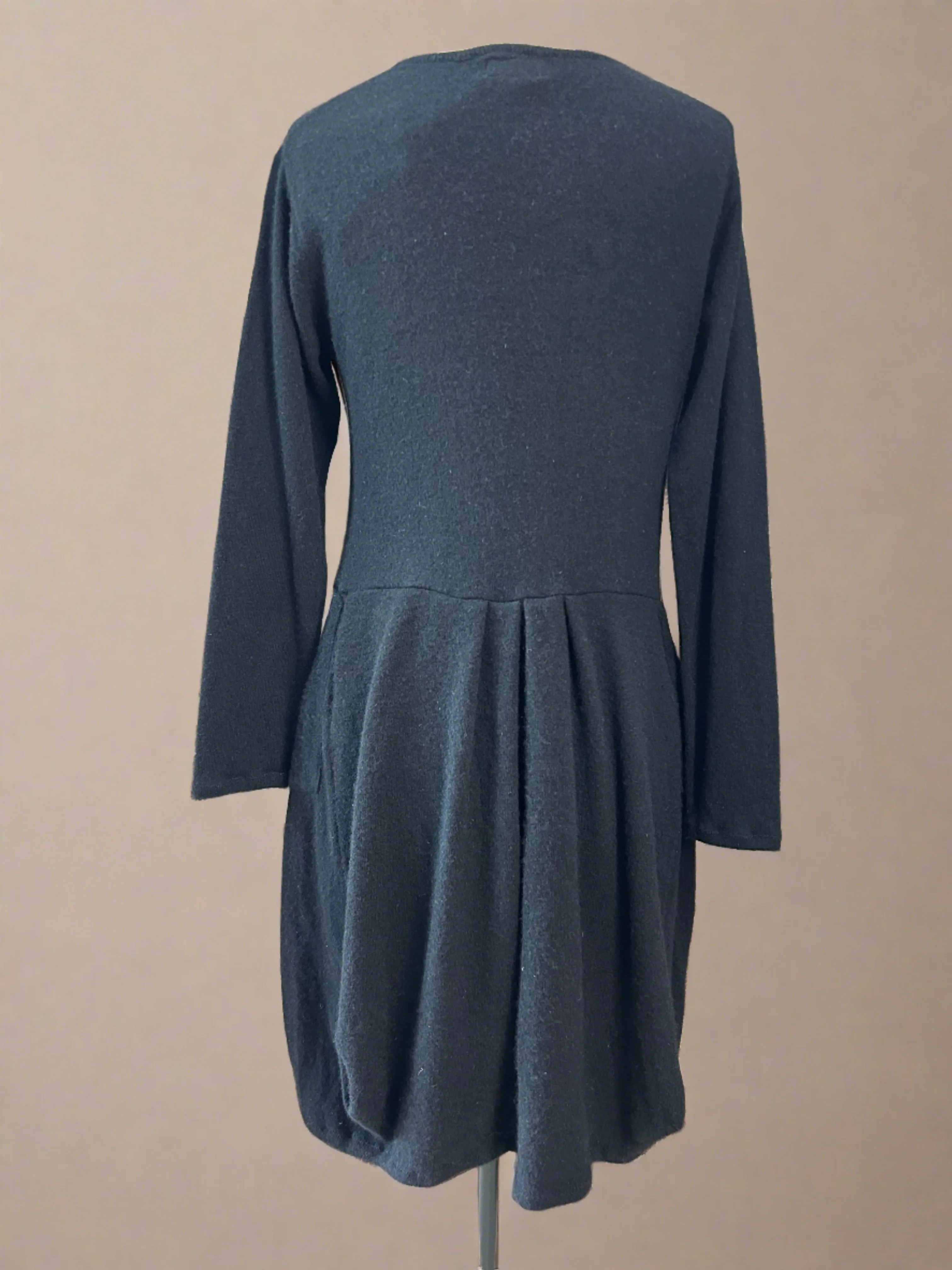 Nimpy Clothing upcycled 100% cashmere black long jumper dress medium