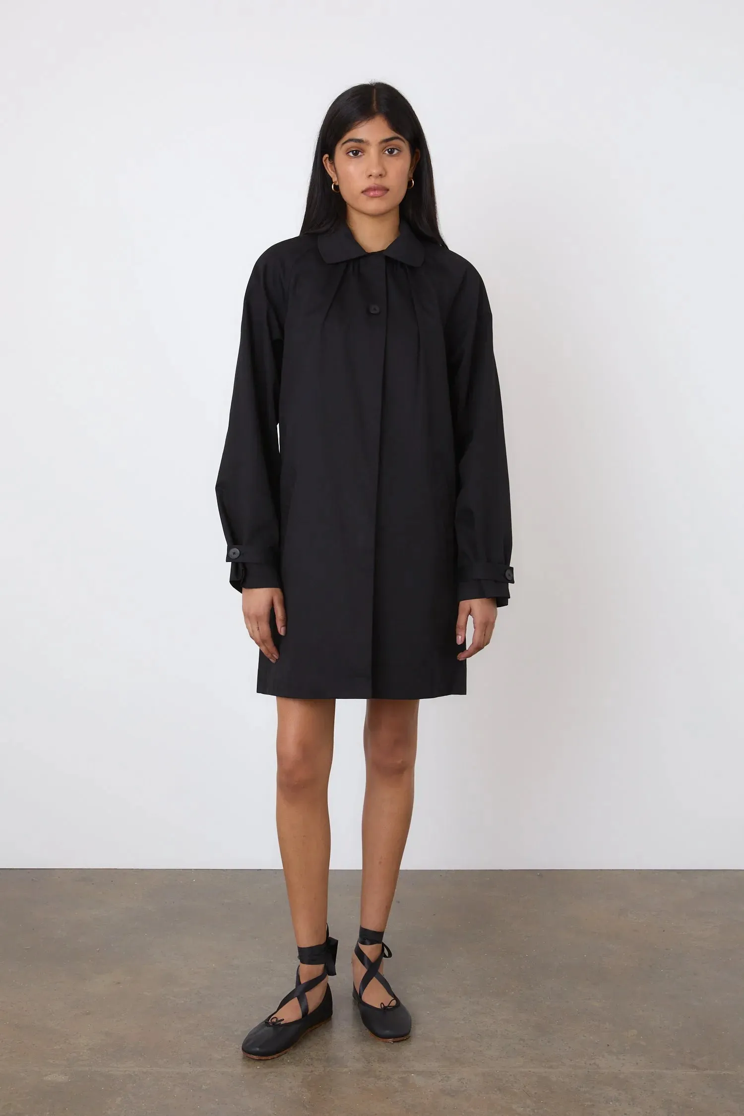 The Cheri Trench, Onyx