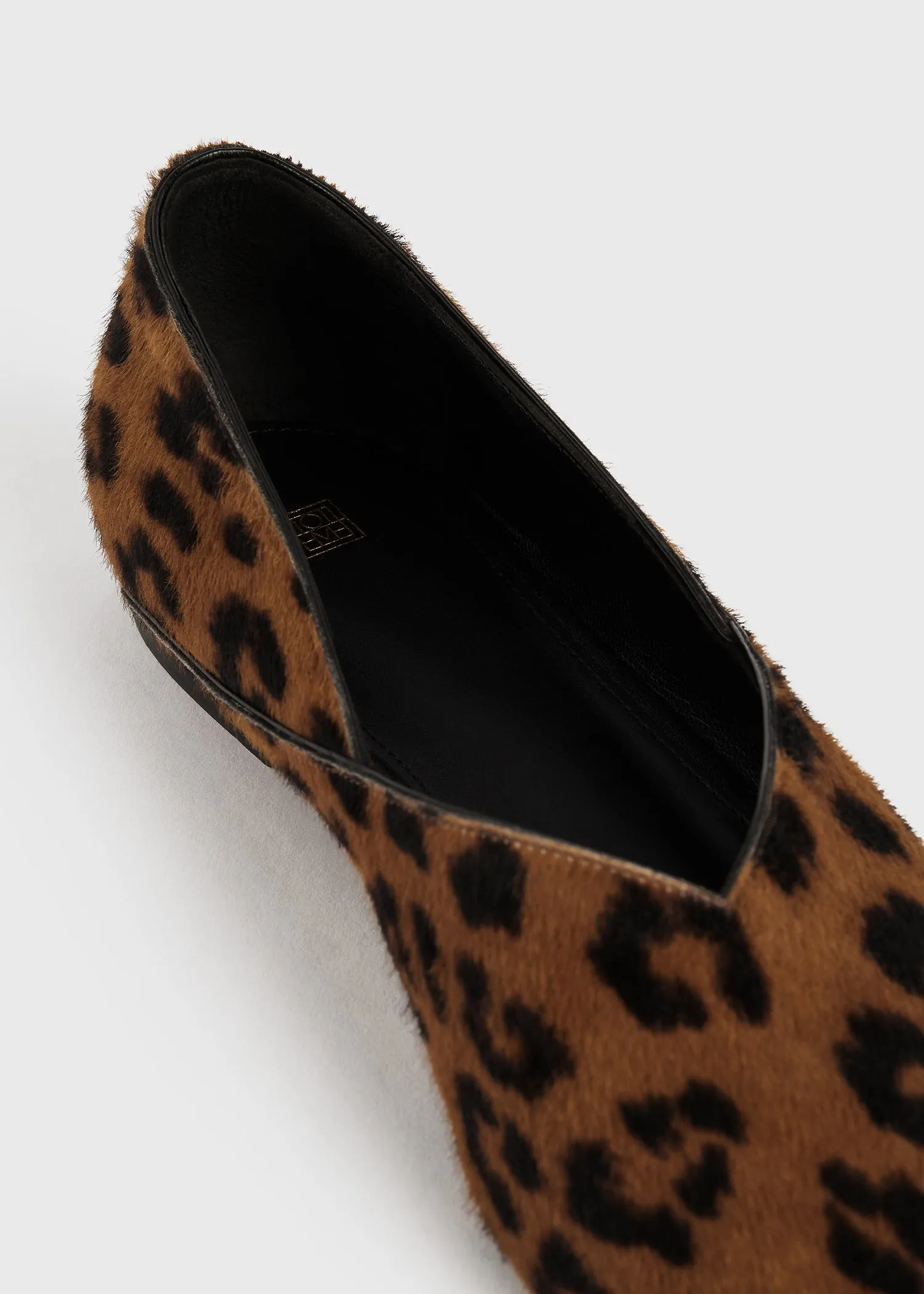 The Everyday Flat leopard